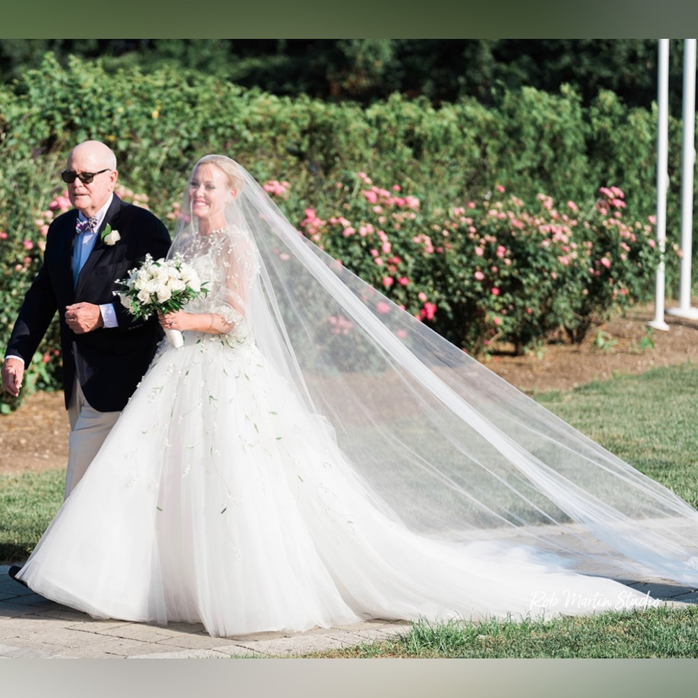 Monique Lhullièr Lilly of the Valley, Fall Look Book 2022 couture bridal